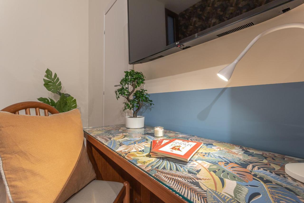 Vittoria Garden Suites Rome Bagian luar foto