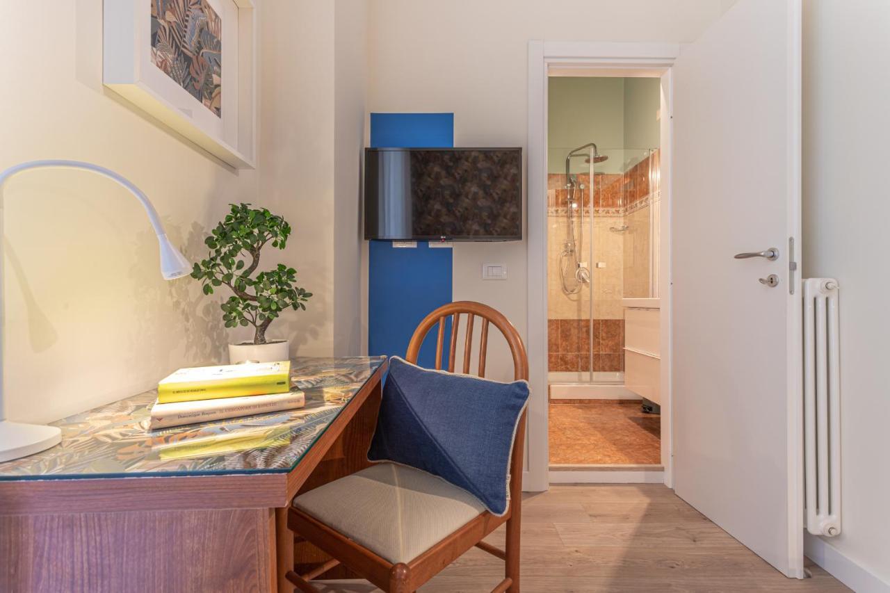 Vittoria Garden Suites Rome Bagian luar foto