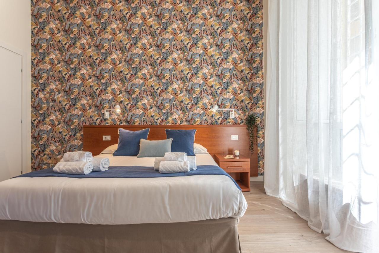 Vittoria Garden Suites Rome Bagian luar foto