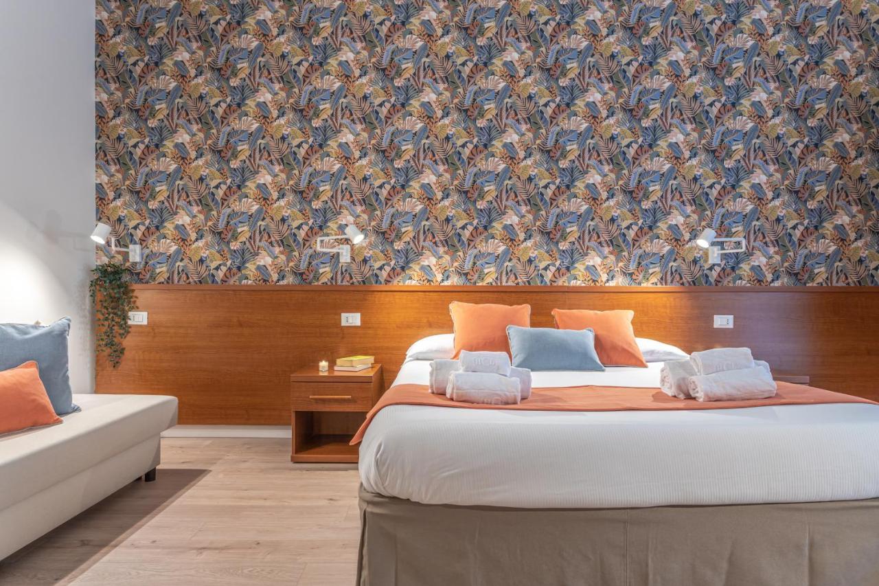 Vittoria Garden Suites Rome Bagian luar foto